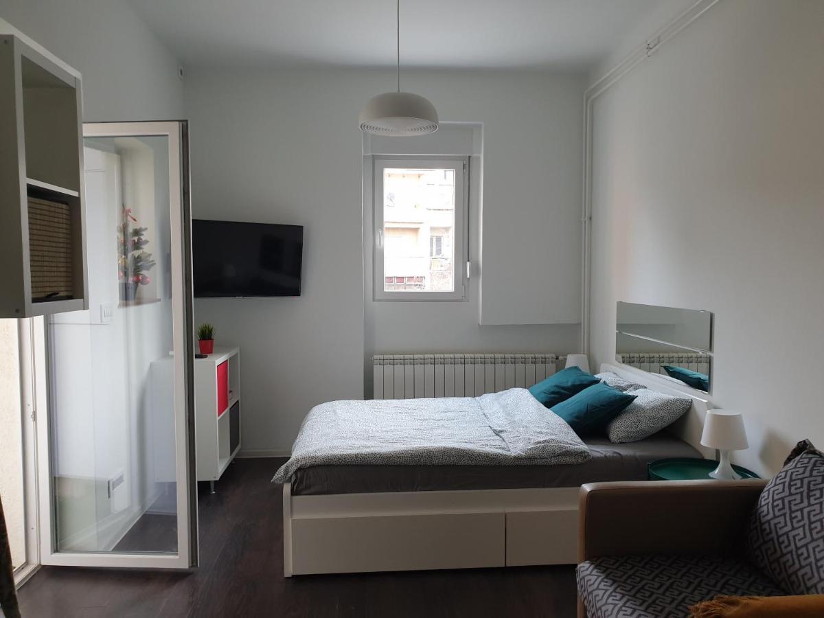 Studio Apartment "Savski Trg" Belgrade Exterior photo